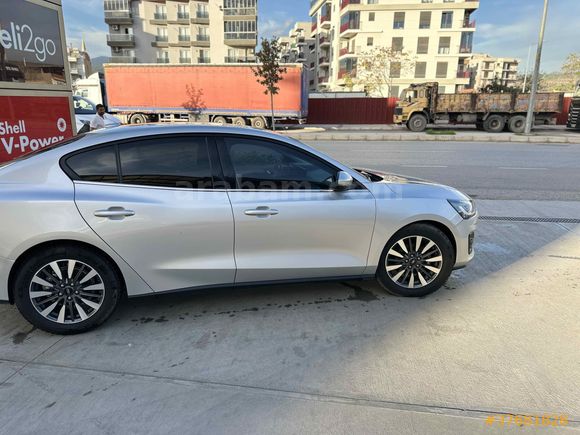 Sahibinden Ford Focus 1.5 TDCi Titanium X 2024 Model İzmir