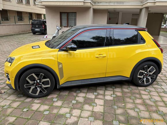 Sahibinden Renault R5 E-Tech EV52 2025 Model  İstanbul Kadıköy