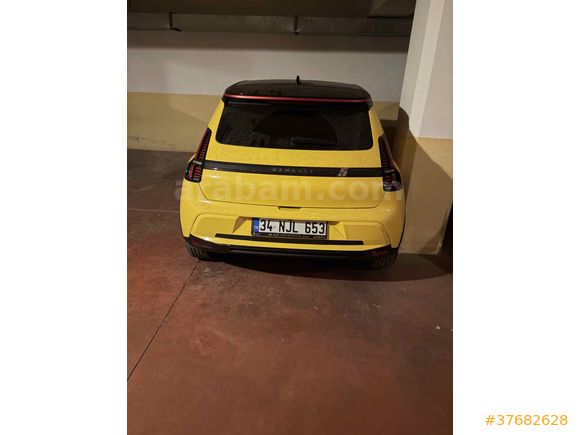 Sahibinden Renault R5 E-Tech EV52 2025 Model  İstanbul Kadıköy