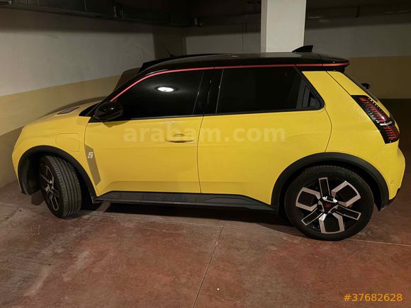 Sahibinden Renault R5 E-Tech EV52 2025 Model  İstanbul Kadıköy