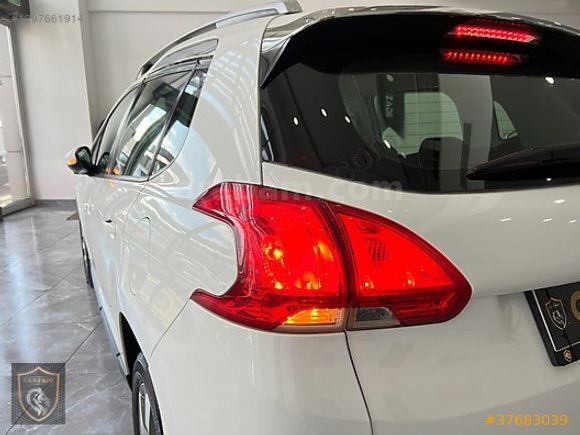 CARZADE'DEN 2015 2008 1.6 eHDİ ACTİVE OTOMATİK 179,000KM 1BOYALI