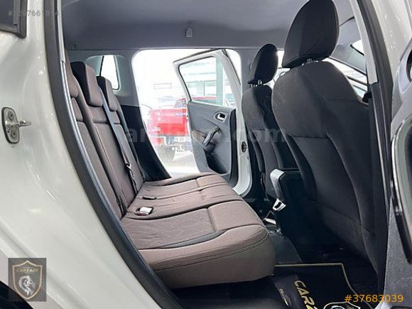 CARZADE'DEN 2015 2008 1.6 eHDİ ACTİVE OTOMATİK 179,000KM 1BOYALI