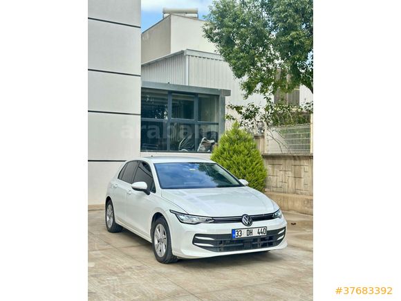 Sahibinden Volkswagen Golf 8.5 
1.5 eTSI Life 2024 Model  