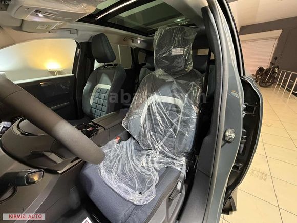 KIRMIZI AUTO'DN 2025 CİTROEN C5 AİRCROSS 1.2 HYBRİD PLUS 6001 KM