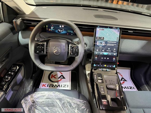 KIRMIZI AUTO'DN 2025 CİTROEN C5 AİRCROSS 1.2 HYBRİD PLUS 6001 KM