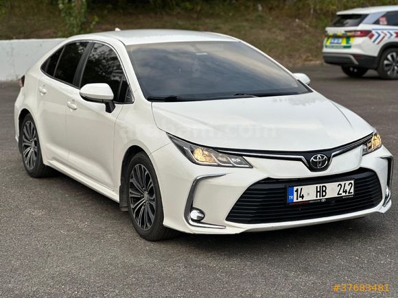 Sahibinden Toyota Corolla 1.6 Vision 2020 Model