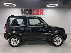 NOSCARDAN EMSALSİZ TEMŞZLİKTE VE KM DE SUZUKİ JİMNY 1.3 jLX