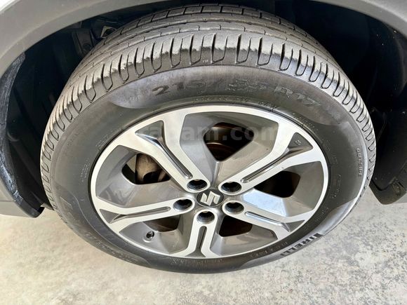 AVVA OTOMOTİV'den.2017 MD.SUZUKİ VİTARA 1.6 GLX.CAM TAVAN.BAKIM