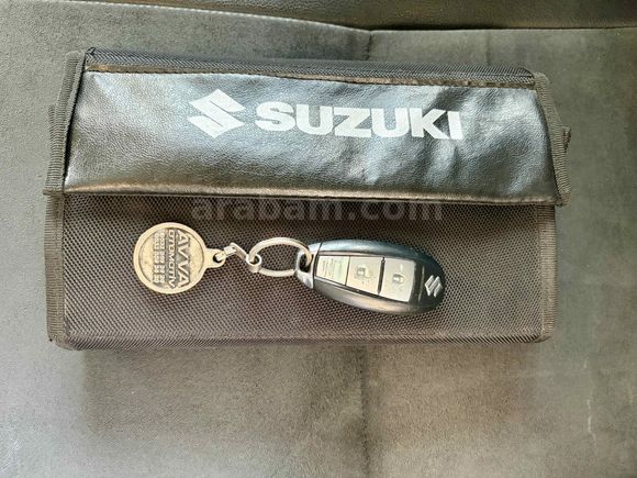 AVVA OTOMOTİV'den.2017 MD.SUZUKİ VİTARA 1.6 GLX.CAM TAVAN.BAKIM