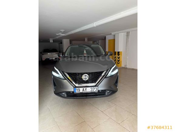 Sahibinden Nissan Qashqai 1.3 DIG-T Sky Pack 2022 Model 