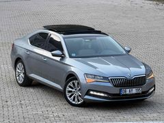 Ağır bakımları Skoda SuperB . 1.5 TSI Prestige 2020 Model  115.000 km Gri