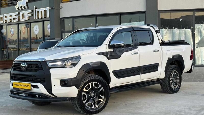 OSMAN KAYAN'DAN 2021 TOYOTA HİLUX ADVENTURE