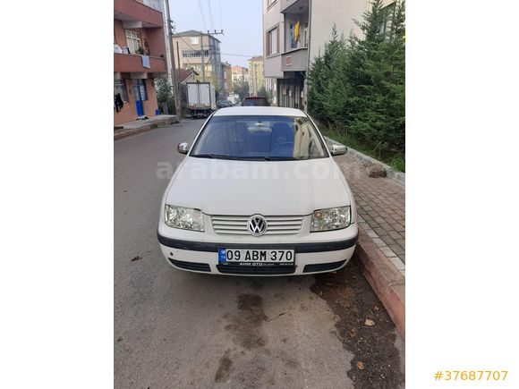 Sahibinden Volkswagen Bora 1.6 Primeline 2004 Model  305.000 km Beyaz