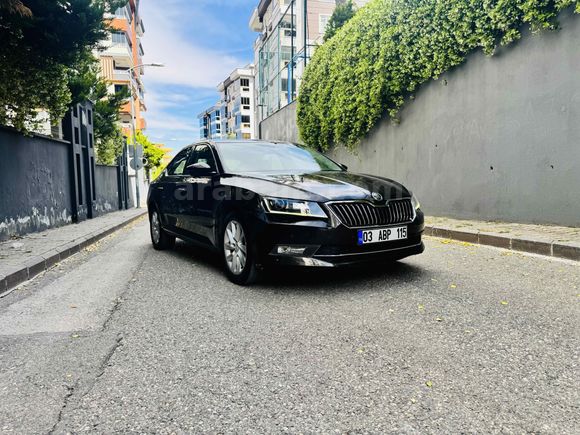 Skoda SuperB 1.4 TSI 150hp Prestige donanımlı Style 2015 Model 