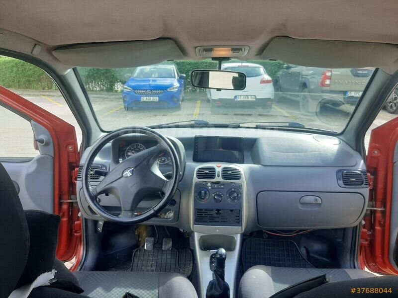 Sahibinden Tata Indica 1.4 DLX 2005 Model Antalya 201.044 km Kırmızı