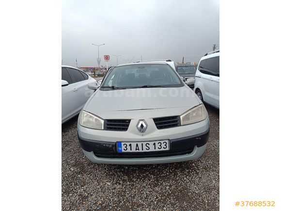 CAN 2 OTOMOTİVDEN 2004 MODEL MEGANE 1.6 16 VAYF KLİMA CAM GİBİ