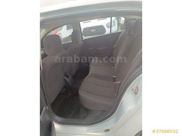 CAN 2 OTOMOTİVDEN 2004 MODEL MEGANE 1.6 16 VAYF KLİMA CAM GİBİ