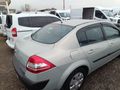 CAN 2 OTOMOTİVDEN 2004 MODEL MEGANE 1.6 16 VAYF KLİMA CAM GİBİ