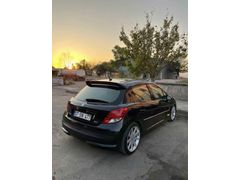 Sahibinden Peugeot 207 1.4 HDi Envy 2011 Model 