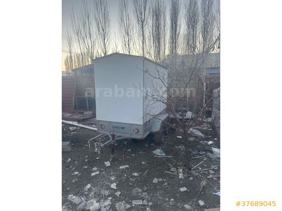 Sıfır ayarında kapalı üstü açılır yük eşya karavanı  