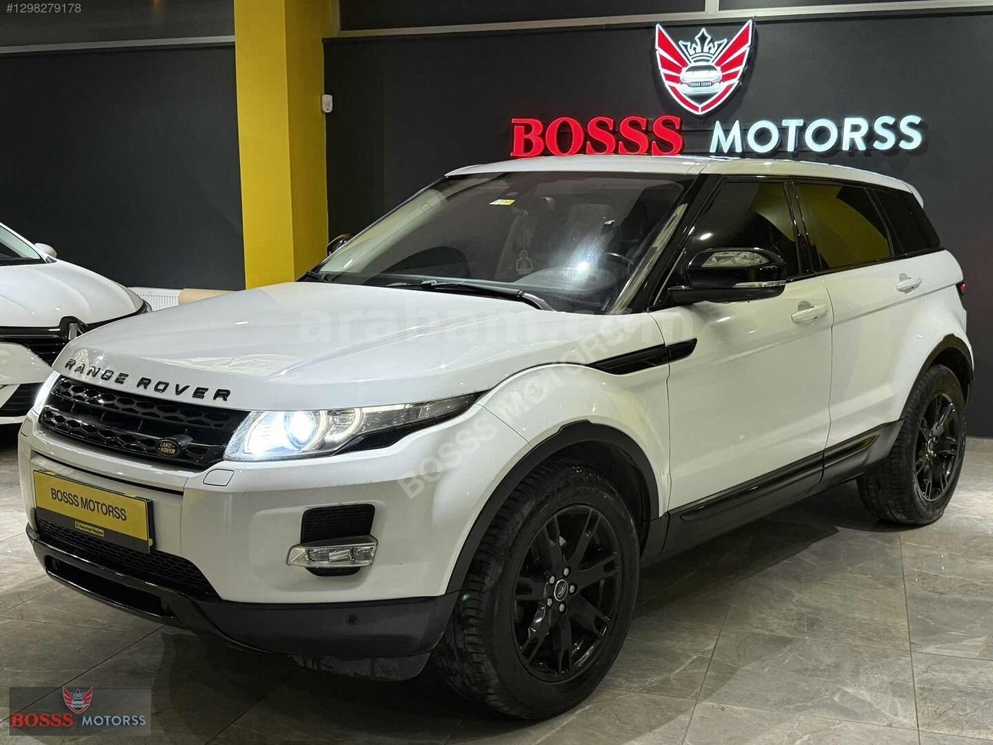Galeriden Land Rover Range Evoque 2.0 Si4 Pure 2012 Model İstanbul 135.000 km Beyaz 4