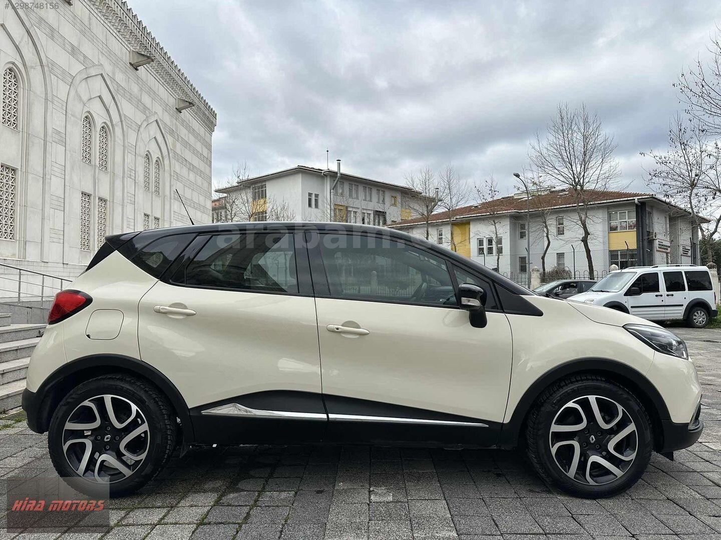 Galeriden Renault Captur 1.2 TCe Icon 2014 Model İstanbul 103.000 km Beyaz 7
