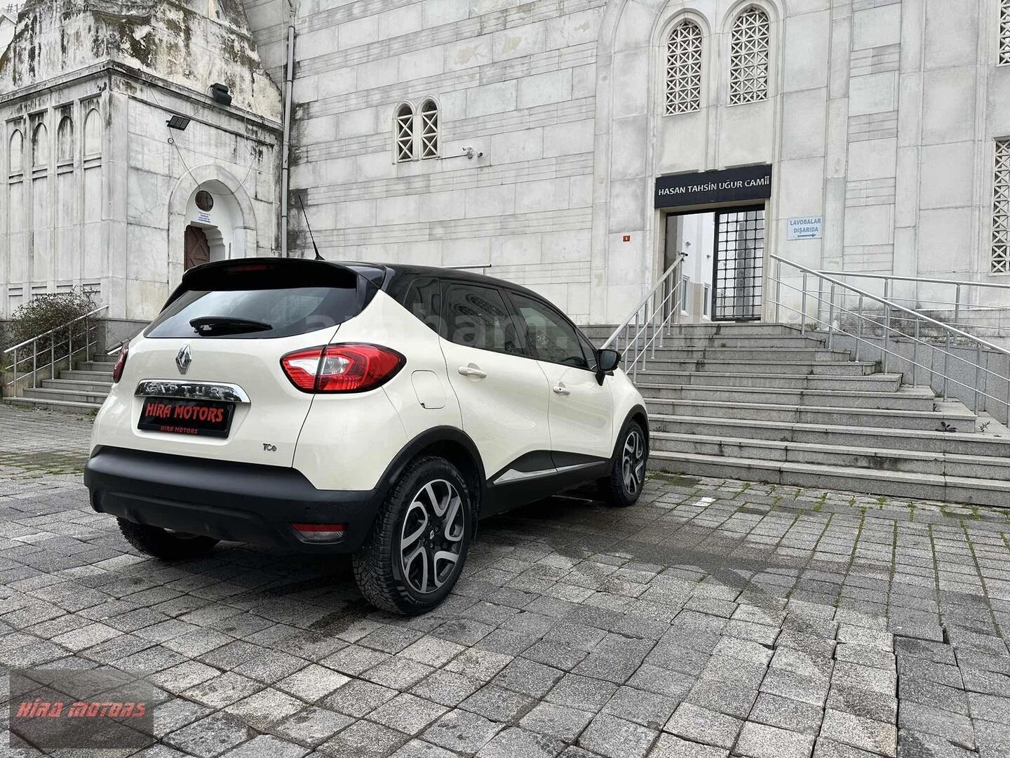 Galeriden Renault Captur 1.2 TCe Icon 2014 Model İstanbul 103.000 km Beyaz 6