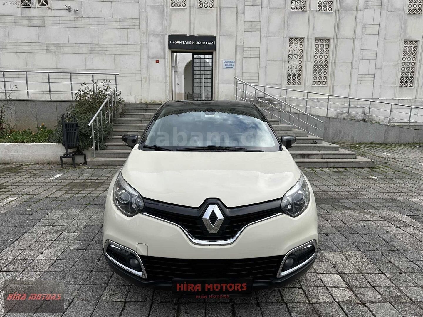 Galeriden Renault Captur 1.2 TCe Icon 2014 Model İstanbul 103.000 km Beyaz 1