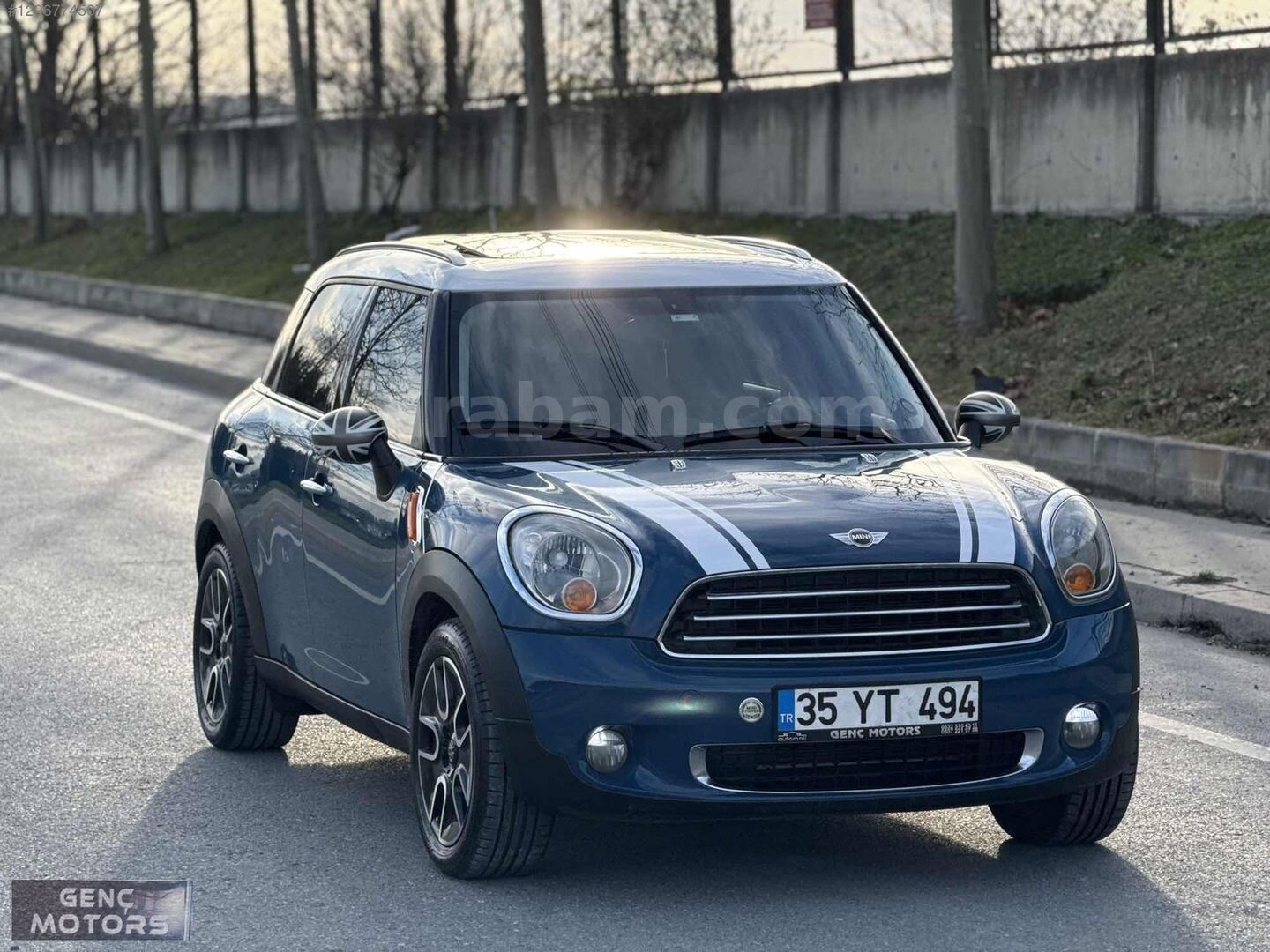 GENÇ MOTORS KARTA TAKSİT MAVİ MİNİ CAM TAVAN BOYASIZ ÇİFT RENK 3