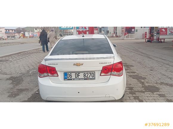 Sahibinden Chevrolet Cruze 1.6 LS Plus 2011 Model