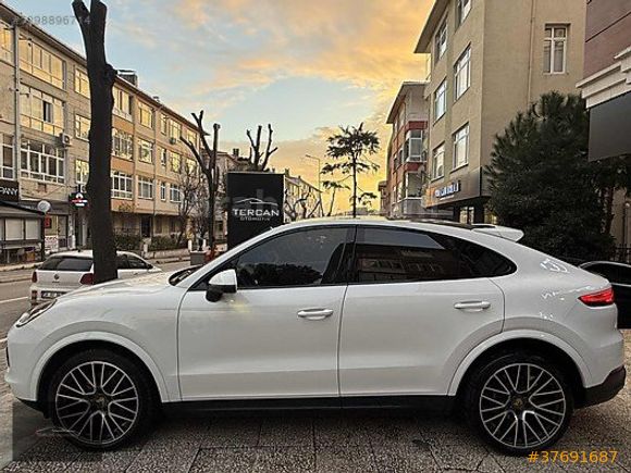 2019 CAYENNE COUPE HEAD UP AİR 21 JANT 360 SOĞUTMA HATASIZ BAYİ