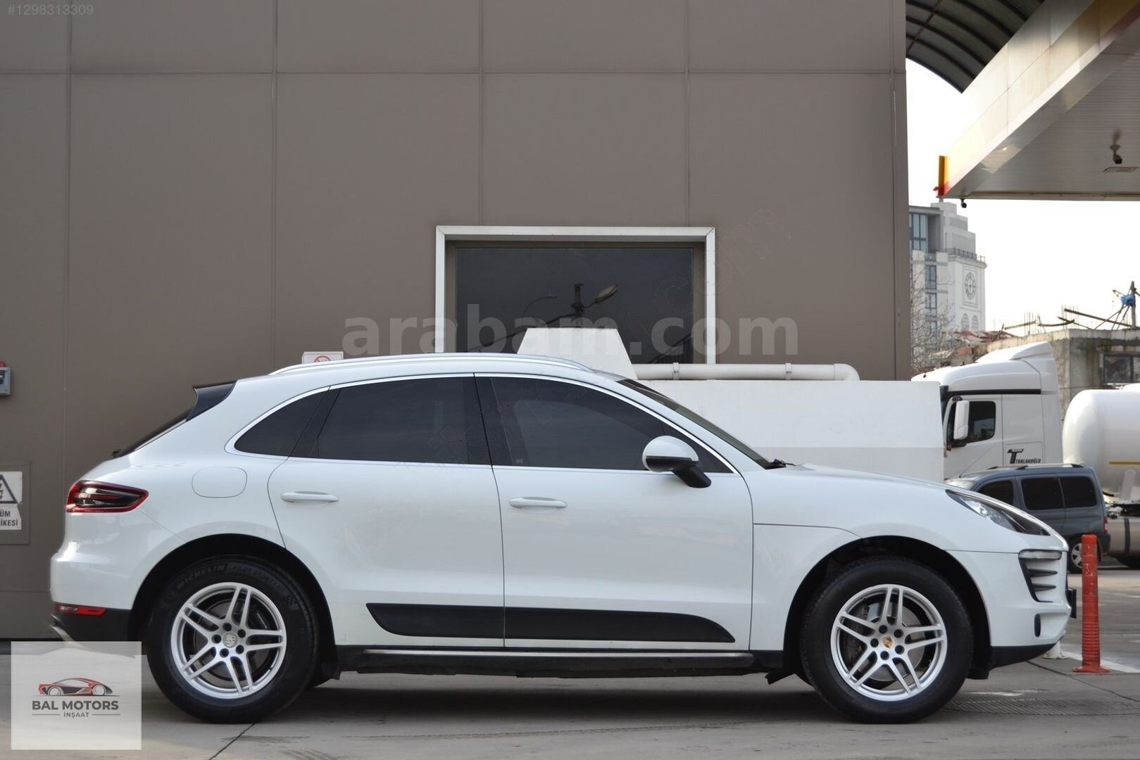 Galeriden Porsche Macan 2.0 2015 Model İstanbul 205.000 km Beyaz 5