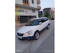 Sahibinden Skoda Fabia 1.4 Scout 2011 Model  299.000 km Beyaz
