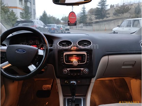 Sahibinden Ford Focus 1.6 Ghia 2008 Model