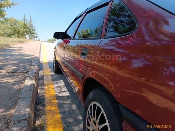 Sahibinden Opel Vectra 1.8 GL 1993 Model
