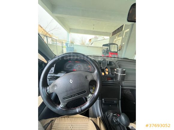 Sahibinden Renault Laguna 2.0 RXE 1997 Model