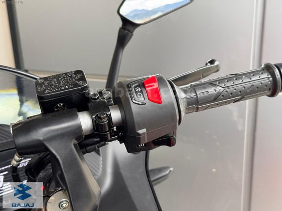YETKİLİ BAYİİDEN BAJAJ PULSAR RS 200 UG