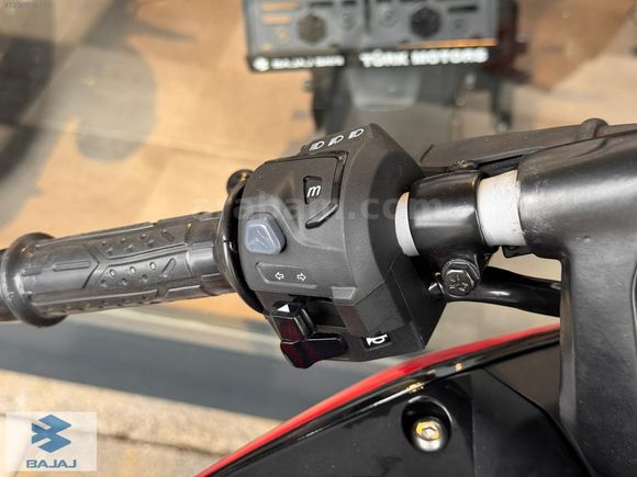 YETKİLİ BAYİİDEN BAJAJ PULSAR RS 200 UG
