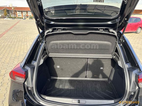 Sahibinden Opel Corsa 1.2 Turbo Ultimate 2023 Model  50.800 km Siyah