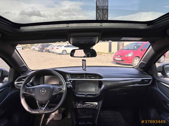 Sahibinden Opel Corsa 1.2 Turbo Ultimate 2023 Model  50.800 km Siyah