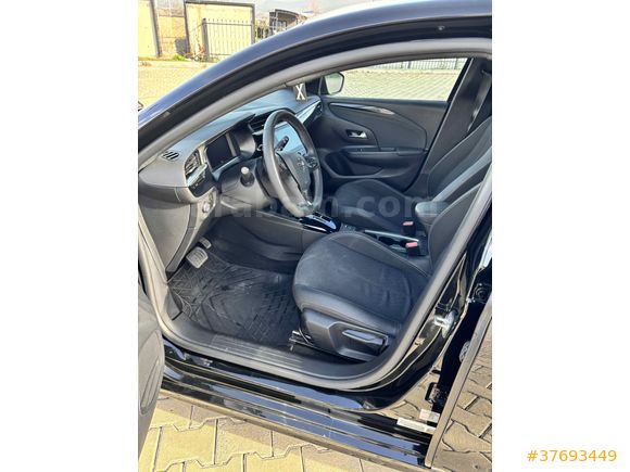 Sahibinden Opel Corsa 1.2 Turbo Ultimate 2023 Model  50.800 km Siyah