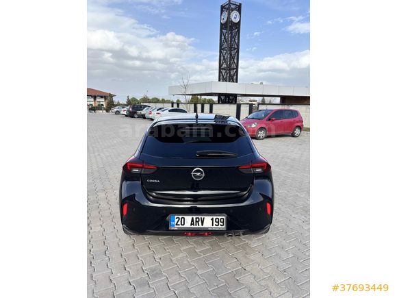 Sahibinden Opel Corsa 1.2 Turbo Ultimate 2023 Model  50.800 km Siyah