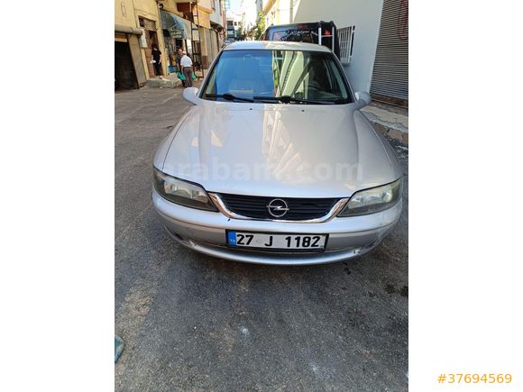 Sahibinden Opel Vectra 2.0 CD 2000 Model  317.000 km Gri