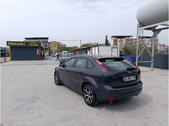Sahibinden Ford Focus 1.6 TDCi Ghia 2006 Model