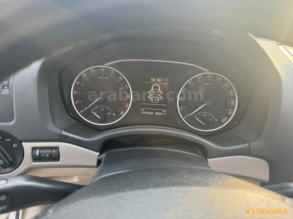 Sahibinden Skoda Octavia 1.6 TDI Elegance 2012 Model  190.000 km Bej