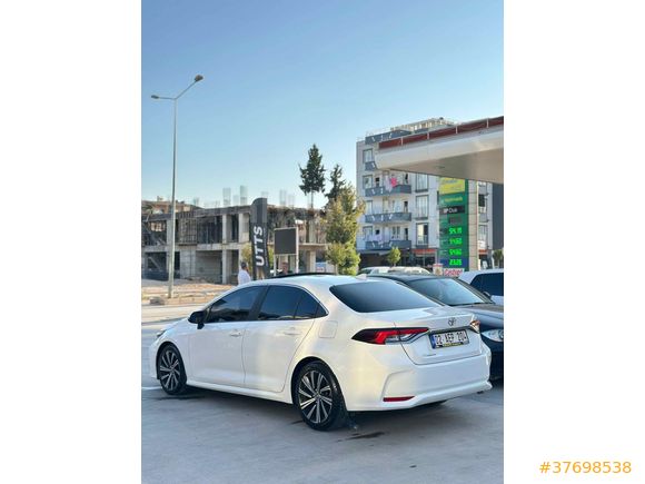 Aile Aracı 
Toyota Corolla 1.5 Flame X-Pack 2022