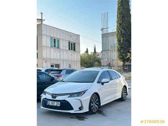 Aile Aracı 
Toyota Corolla 1.5 Flame X-Pack 2022