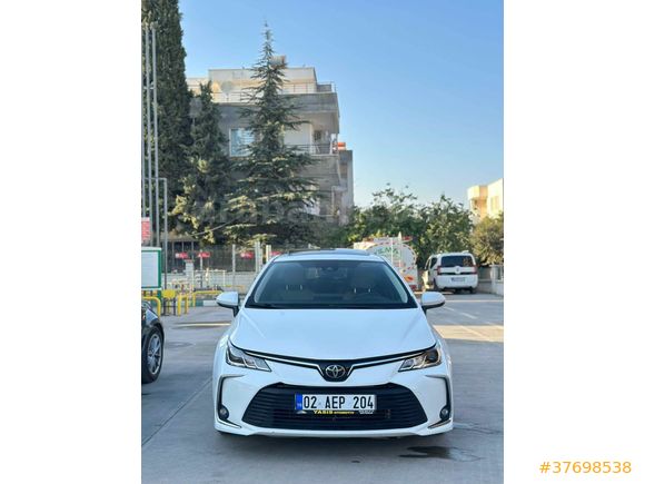 Aile Aracı 
Toyota Corolla 1.5 Flame X-Pack 2022