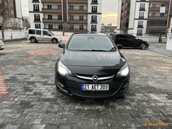 Sahibinden Opel Astra 1.3 CDTI Sport 2012 Model  225.000 km Siyah