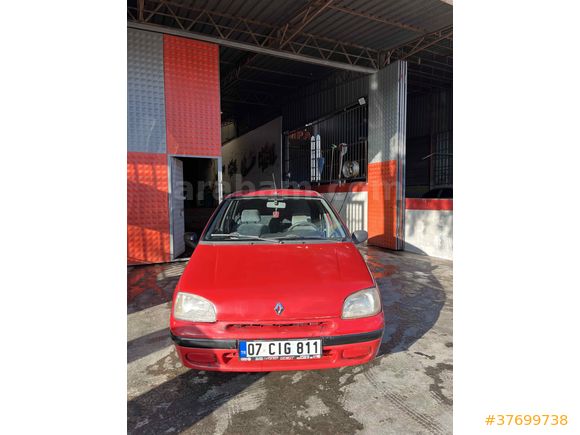 Sahibinden Renault Clio 1.4 RN 1997 Model 